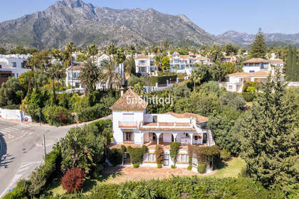 Chalet Adosado venta en Puerto Banús, Marbella, Málaga. 