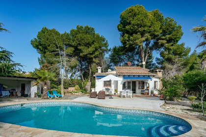 Chalet Adosado venta en Moraira, Alicante. 
