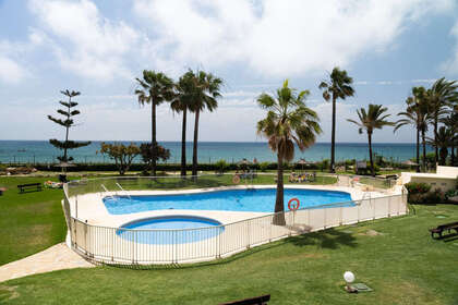 Apartamento venta en Cala Del Moral, La, Málaga. 