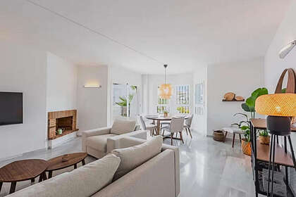 Apartment for sale in Nueva andalucia, Málaga. 