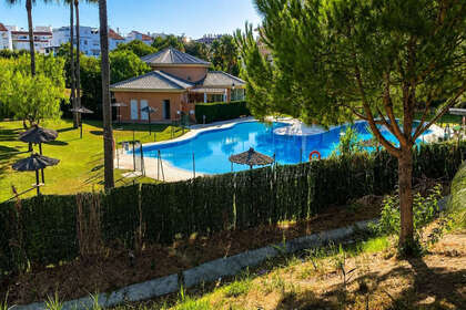 Apartment for sale in San luis de sabinillas, Málaga. 