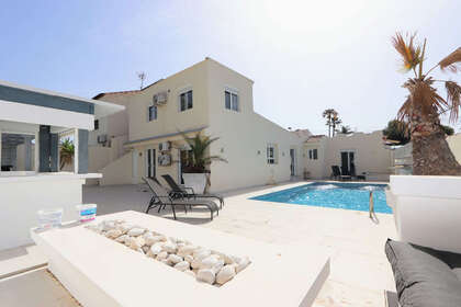 Таунхаус Продажа в Balones, Alicante. 