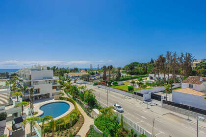 Апартаменты Продажа в Puerto Banús, Málaga. 
