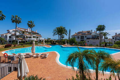 Апартаменты Продажа в Puerto Banús, Marbella, Málaga. 
