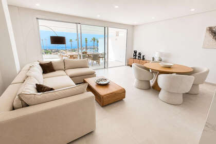 Апартаменты Продажа в Cala Del Moral, La, Málaga. 