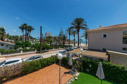 Таунхаус Продажа в Orihuela-Costa, Alicante. 