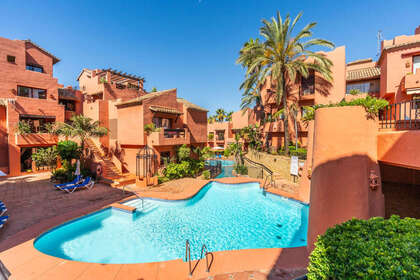 Апартаменты Продажа в Elviria, Marbella, Málaga. 