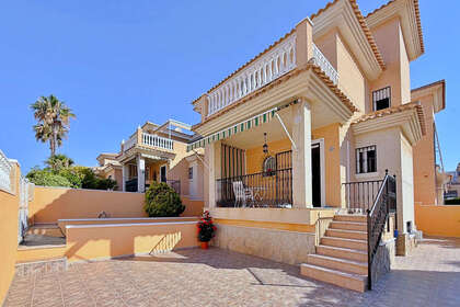 Таунхаус Продажа в Orihuela-Costa, Alicante. 