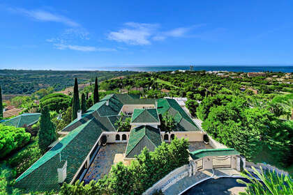 Таунхаус Продажа в Marbella, Málaga. 