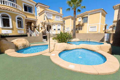 Таунхаус Продажа в Orihuela-Costa, Alicante. 