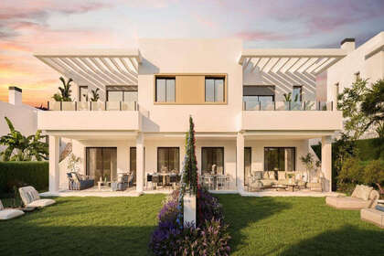 Дом Продажа в Estepona, Málaga. 