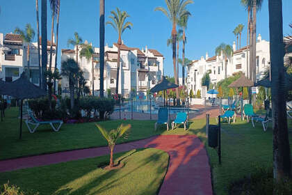 Апартаменты Продажа в Estepona, Málaga. 
