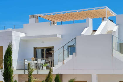 Апартаменты Продажа в Pilar de la Horadada, Alicante. 