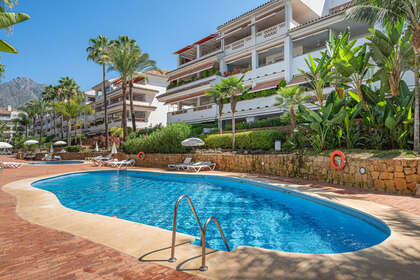 Апартаменты Продажа в Puerto Banús, Marbella, Málaga. 