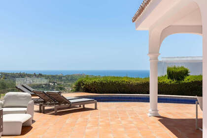 Таунхаус Продажа в Elviria, Marbella, Málaga. 
