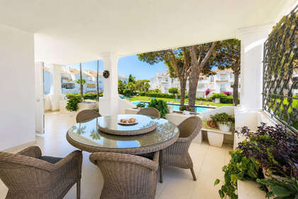 Апартаменты Продажа в Estepona, Málaga. 