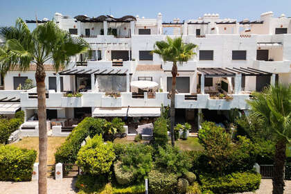 Апартаменты Продажа в Benalmádena, Málaga. 