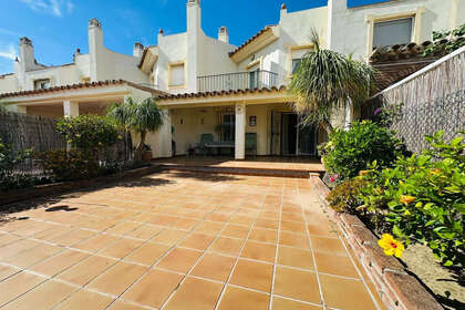 Дом Продажа в La Sierrezuela, Mijas, Málaga. 