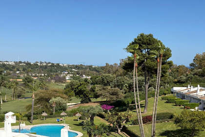 Апартаменты Продажа в Nueva andalucia, Málaga. 