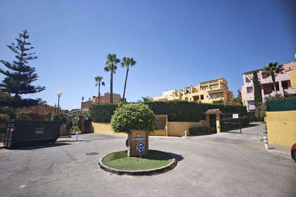 Апартаменты Продажа в Guadalmina, Málaga. 