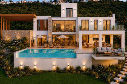 Cluster house for sale in Ojén, Málaga. 