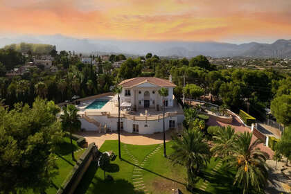 Cluster house for sale in Alicante/Alacant. 