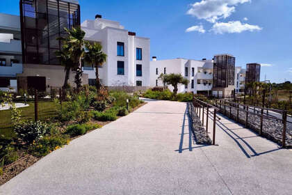 Апартаменты Продажа в Estepona, Málaga. 