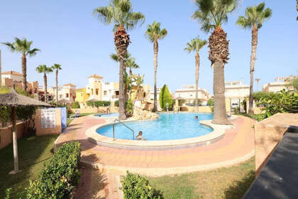 Řadový dům na prodej v Los Altos, Torrevieja, Alicante. 