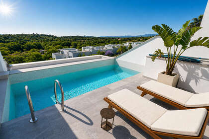 House for sale in San Roque, Cádiz. 