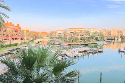 酒店公寓 出售 进入 Sotogrande, Cádiz. 
