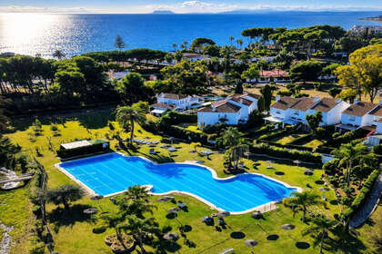 Таунхаус Продажа в Puerto Banús, Marbella, Málaga. 