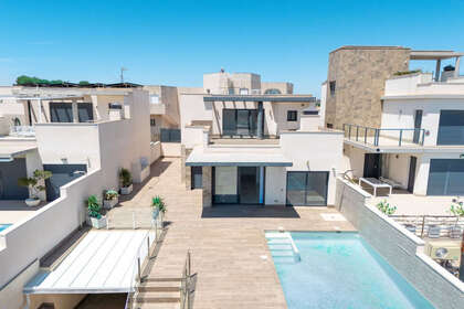 Таунхаус Продажа в San Miguel de Salinas, Alicante. 