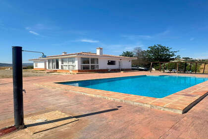 Ранчо Продажа в Coín, Málaga. 