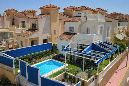 Таунхаус Продажа в Algorfa, Alicante. 