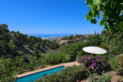 Таунхаус Продажа в Estepona, Málaga. 