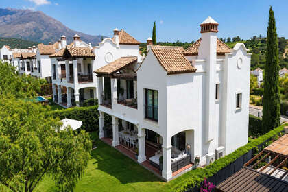 Таунхаус Продажа в Estepona, Málaga. 