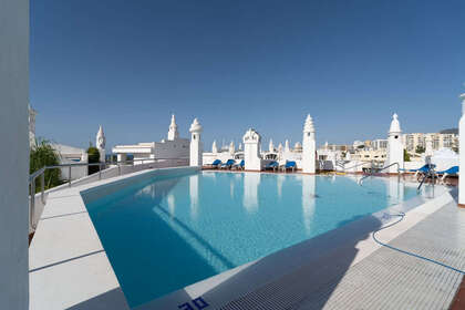 Апартаменты Продажа в Benalmádena, Málaga. 