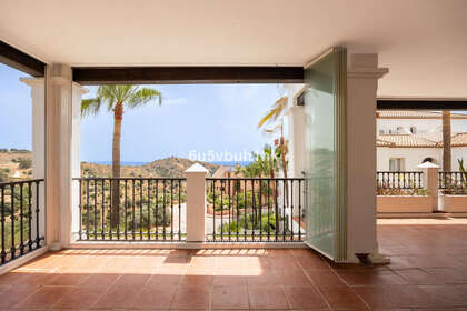 Апартаменты Продажа в Calahonda, Mijas, Málaga. 