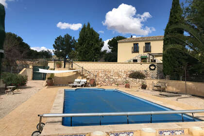 Ранчо Продажа в Monóvar/Monòver, Alicante. 