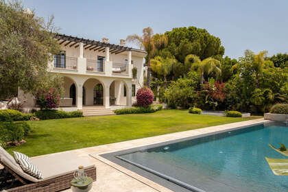 Таунхаус Продажа в San Pedro de Alcántara, Marbella, Málaga. 