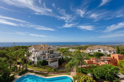 Пентхаус Продажа в Nueva andalucia, Málaga. 
