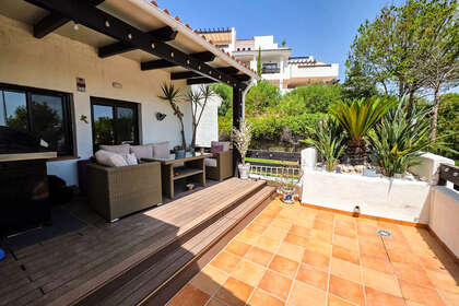 Апартаменты Продажа в Casares, Málaga. 