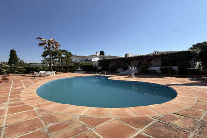 Таунхаус Продажа в Nueva Andalucía, Marbella, Málaga. 