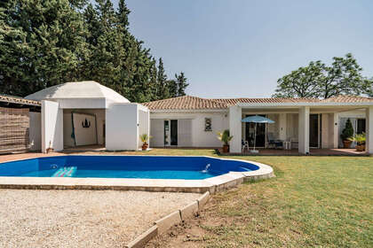 Таунхаус Продажа в Benahavís, Málaga. 