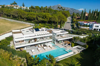 Таунхаус Продажа в Nueva andalucia, Málaga. 