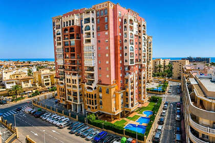 Apartment for sale in Playa de los Locos, Torrevieja, Alicante. 