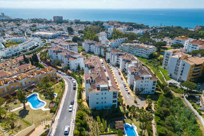 Apartment for sale in Calahonda, Mijas, Málaga. 