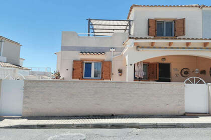 Maison de ville vendre en Orihuela-Costa, Alicante. 