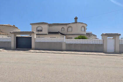 Maison de ville vendre en La Siesta, Torrevieja, Alicante. 