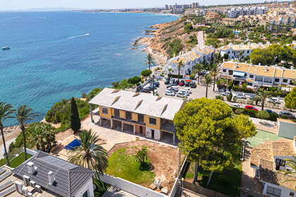 Maison de ville vendre en Cabo Roig, Alicante. 